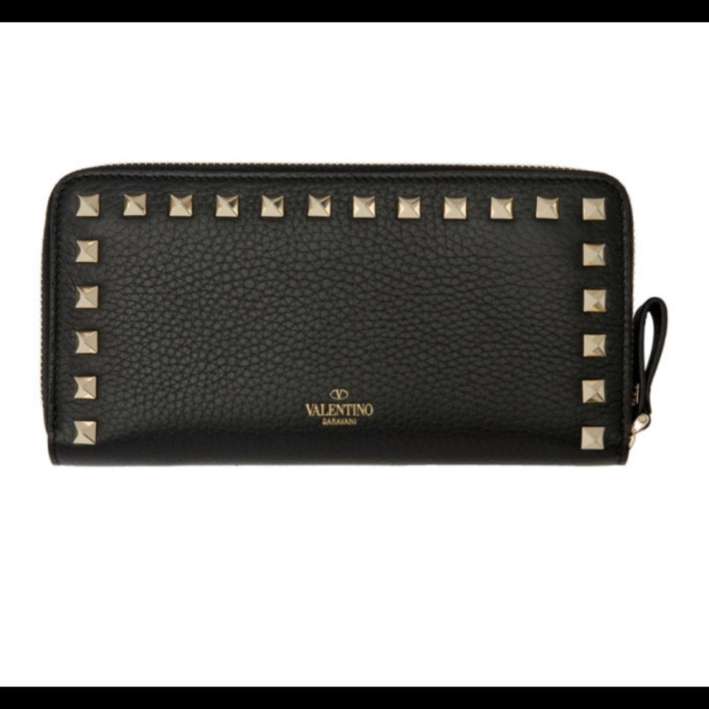 Valentino clutch black with gold stone 100% real no fake